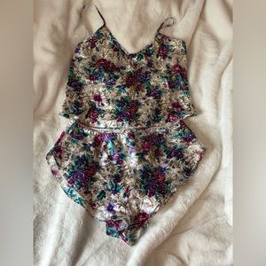 Sleep solutions vintage women’s 2 piece floral satin pajama lingerie set sz med